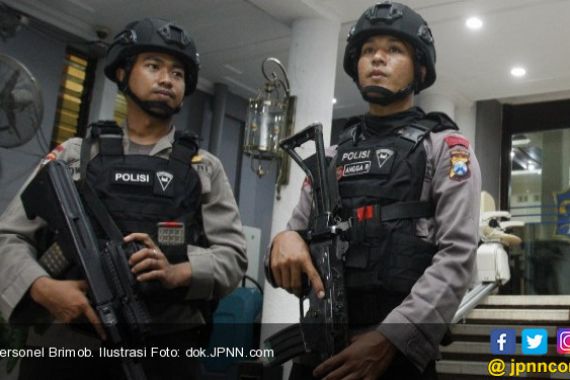 Polisi Identifikasi Peneror Anggota Brimob di Masjid Falatehan - JPNN.COM