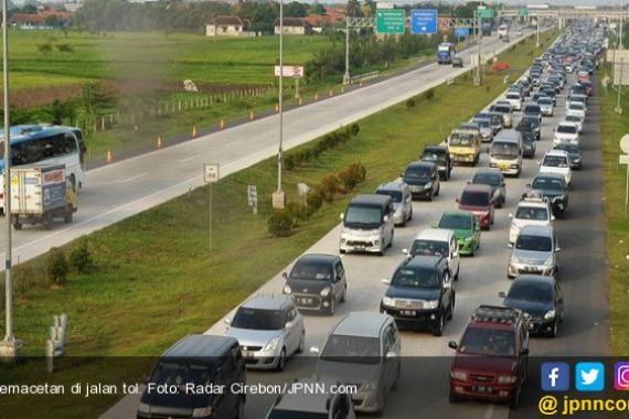 Pintu Tol Biang Kemacetan Arus Mudik Lebaran 2018 - JPNN.COM