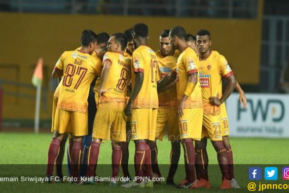 Berhasil Curi Poin di Laga Tandang, Sriwijaya FC Menjauh dari Zona Degradasi - JPNN.COM