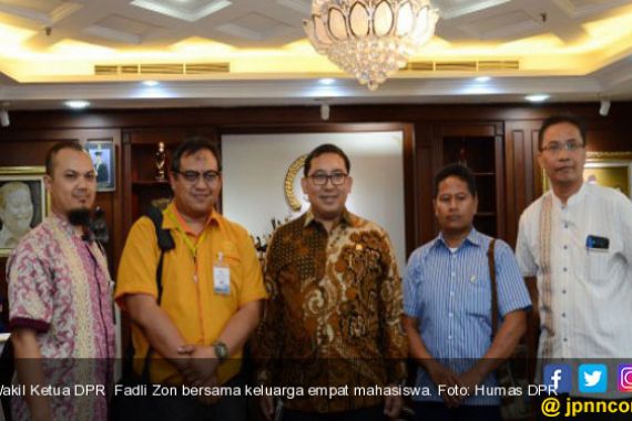 KBRI Kairo Diharapkan Lindungi Empat Mahasiswa Indonesia - JPNN.COM