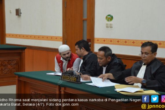 Malu Terjerat Narkoba, Ridho Rhoma Ingin Tinggalkan Indonesia - JPNN.COM