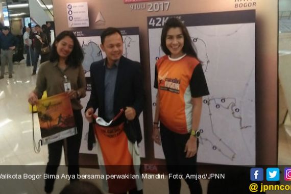Lomba Marathon di Bogor Ini Benar-Benar Unik, Digelar Dinihari - JPNN.COM