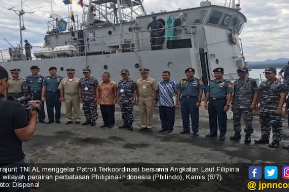TNI AL Gelar Patroli Terkoordinasi Philindo XXXI 2017 - JPNN.COM