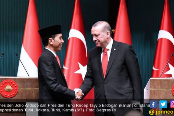 Asoi, Alangkah Akrabnya Pak Jokowi dan Presiden Turki - JPNN.COM
