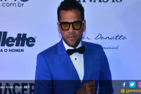 Dani Alves Tes Kesehatan di PSG, Lo..Guardiola dan City Bagaimana? - JPNN.COM