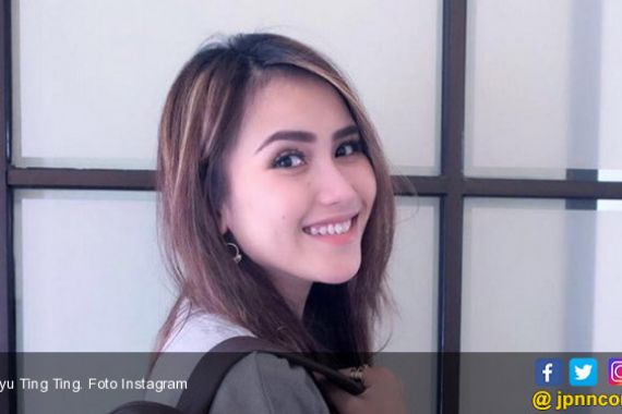 Ayu Ting Ting: Haters Are Like Rocking Chair - JPNN.COM