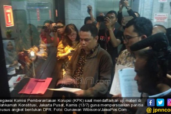 Resmi, Wadah Pegawai KPK Tantang Pansus Angket Lewat MK - JPNN.COM