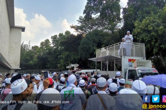 Sempat Digeruduk FPI, Penghina Nabi Muhammad Ditangkap Polisi - JPNN.COM