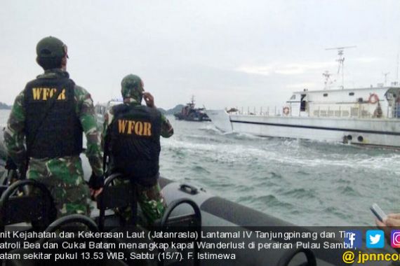 Kapal Pembawa 1 Ton Sabu Ditangkap di Pulau Sambu, 5 WNA Ikut Diamankan - JPNN.COM