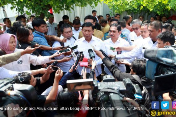 Wiranto Janji Tak Biarkan BNPT Bekerja Sendiri - JPNN.COM