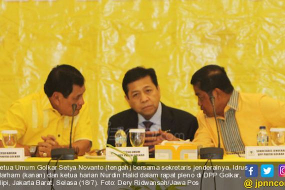 Terbuka Peluang Golkar Gelar Munaslub - JPNN.COM