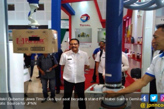 Bisa Angkat Beban hingga 1 Ton, Vacuum Handling Ini Sangat Diminati di Jatim - JPNN.COM