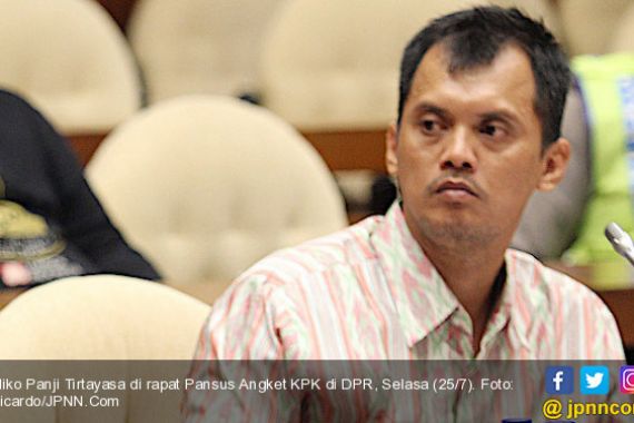 Saksi Kasus Akil Mengaku Dipaksa KPK agar Berganti Nama - JPNN.COM