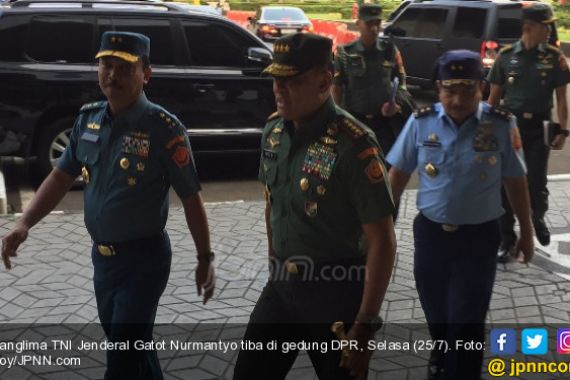 Dukungan Mengalir Maju Pilpres, Jenderal Gatot Bilang Begini - JPNN.COM