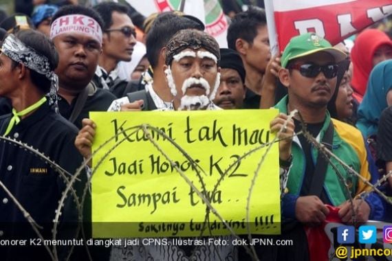 Perjuangkan Nasib, Ratusan Honorer K2 Daerah Menuju Jakarta - JPNN.COM