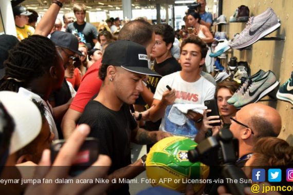 Akhirnya Neymar Bicara, Pamer Sepatu Lalu Bilang akan Cetak Banyak Gol Buat... - JPNN.COM