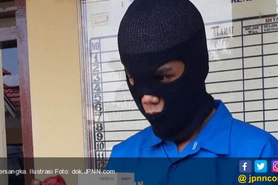 Oknum Honorer Langsung Rebahkan Siswi SMP di Kasur, Ya Ampun - JPNN.COM