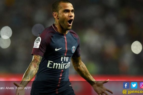 Alves Bawa PSG Kalahkan AS Monaco di Piala Super Prancis - JPNN.COM