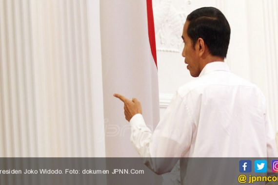 Presiden Jokowi Cecar Kabareskrim di Atas Panggung - JPNN.COM