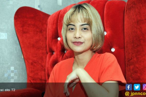 Mantan Personel Duo T2 Ini Akhirnya Resmi Menjanda - JPNN.COM