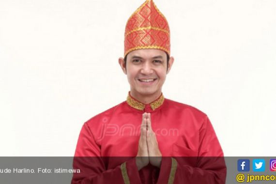 Begini Cara Dude Harlino Mendidik Dua Jagoannya - JPNN.COM