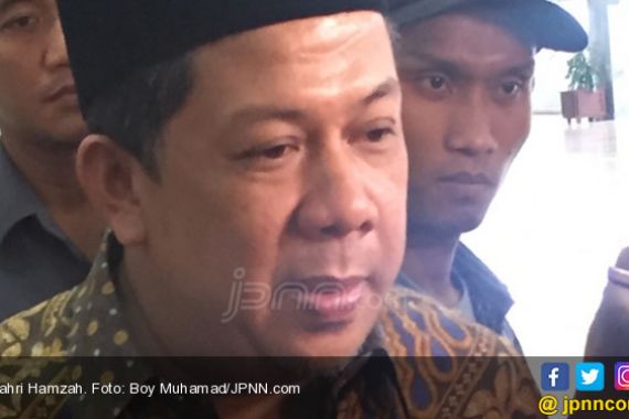 Fahri Hamzah: Bawa Pak Jokowi ke Atas Panggung - JPNN.COM