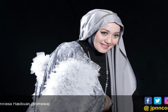 Anniesa Hasibuan, Bos First Travel yang Pernah Menggebrak NY Fashion Week - JPNN.COM