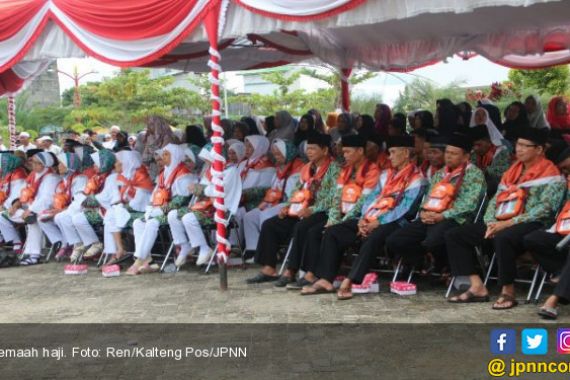 Sebanyak 1.640 Jemaah Haji Tiba di Embarkasi Jakarta-Bekasi - JPNN.COM