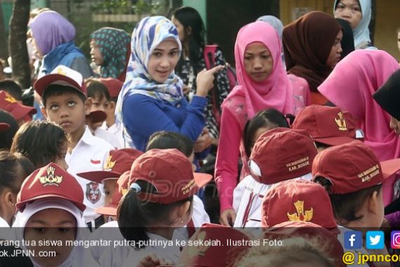 Putri Gus Dur Imbau Sudahi Konflik FDS - JPNN.COM