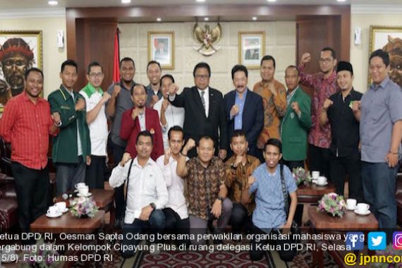 Ketua DPD RI: Generasi Muda Harus Peduli Masa Depan Indonesia - JPNN.COM
