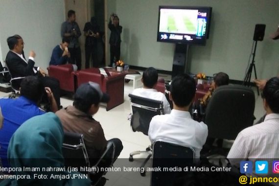 Yabes Nyaris Cetak Gol, Menpora Spontan Melompat dan Bersorak - JPNN.COM