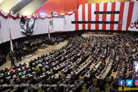 Pilpres Kembali ke MPR, Demokrasi Indonesia Mundur Seperempat Abad - JPNN.COM