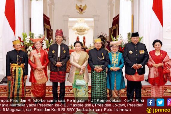 Mega dan SBY Upacara di Istana, Bukti Jokowi Pemimpin yang Menyatukan - JPNN.COM