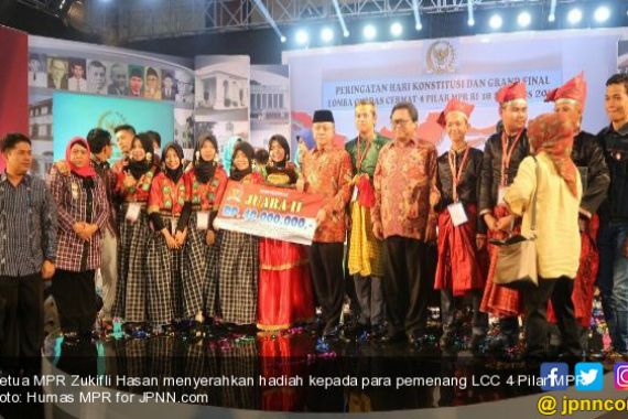 SMAN 3 Tenggarong Juara I LCC 4 Pilar MPR 2017 - JPNN.COM