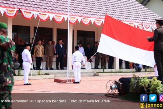 Puluhan Mantan Kombatan Ikuti Upacara Bendera di Lamongan - JPNN.COM