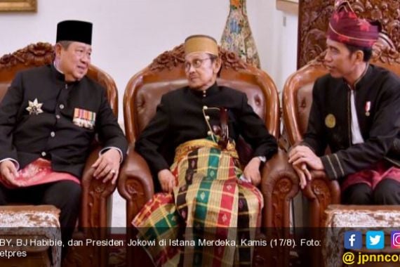 Jokowi: Alhamdulillah Kondisi Pak Habibie Sudah Baik - JPNN.COM