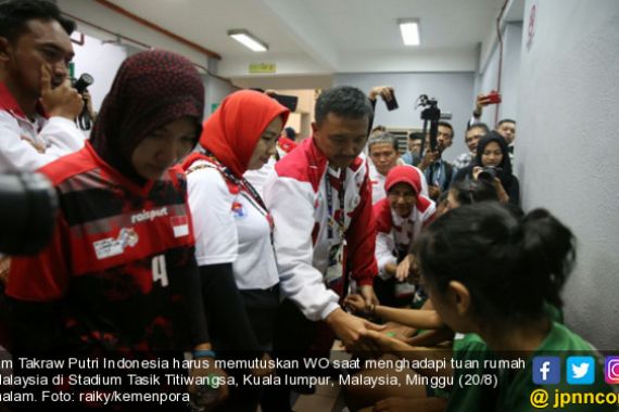 Menpora: Dua Keputusan Wasit Tidak Adil Buat Indonesia - JPNN.COM