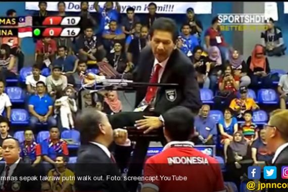 Lihat Detik-Detik Tim Takraw Putri Indonesia Walk Out dari Laga - JPNN.COM