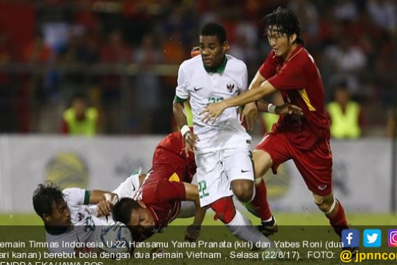 Timnas Indonesia vs Vietnam Tanpa Gol, Luis Milla Bilang Begini - JPNN.COM