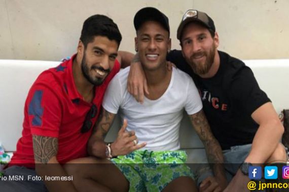 Perang Dingin! Barcelona Tuntut Neymar, Messi Malah Pasang Foto Ini - JPNN.COM