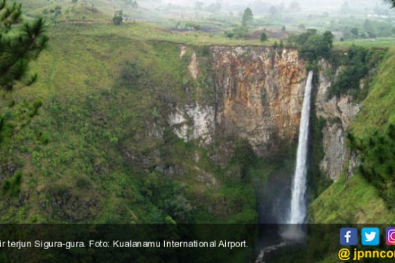 7 Air Terjun Cantik yang Bikin Travelista Gagal Fokus - JPNN.COM