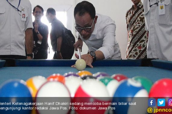 Prabowo Sebut Gaji Wartawan Kecil, Ini Respons Menaker - JPNN.COM