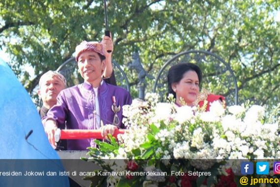 Ini Makna Busana Presiden Jokowi di Karnaval Kemerdekaan - JPNN.COM