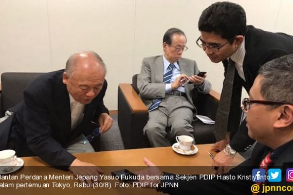 Sekjen PDIP Temui Mantan PM Jepang Yasuo Fukuda, Inilah Hasilnya - JPNN.COM
