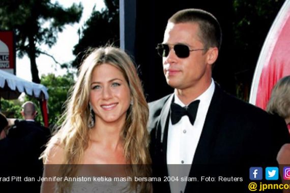 Ternyata! Ada Brad Pitt di Balik Perceraian Jennifer Aniston - JPNN.COM