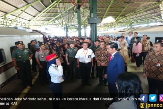 Presiden Jokowi Naik Kereta Api Khusus ke Sukabumi - JPNN.COM