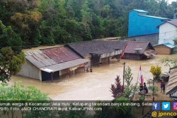Banjir Bandang, Puluhan Rumah Hanyut - JPNN.COM