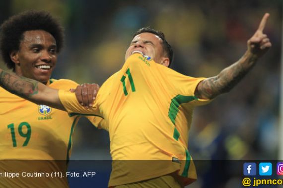 Paulinho dan Philippe Coutinho Bawa Brasil Mantap di Puncak - JPNN.COM