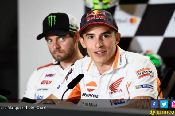 Sindir Cal Crutchlow, Marc Marquez Bela Valentino Rossi - JPNN.COM