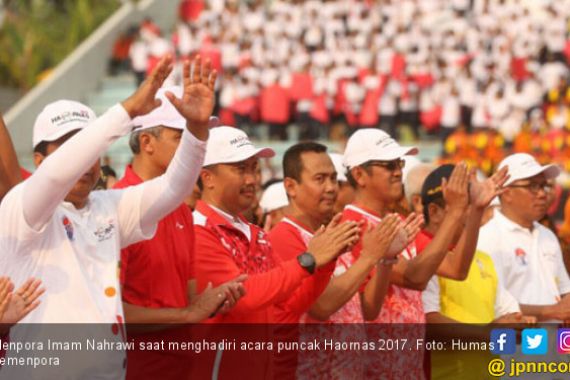 Ribuan Pelajar dan Masyarakat Ramaikan Puncak Haornas 2017 - JPNN.COM
